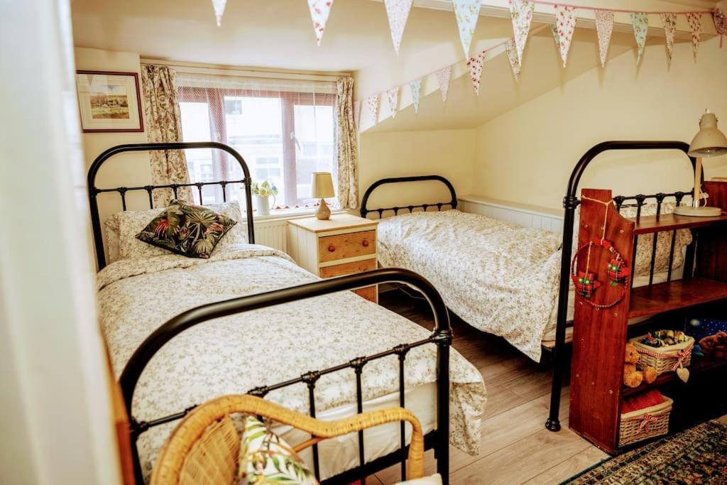 Spacious Charming Cottage Near Lake And Sea Hornsea Exterior foto